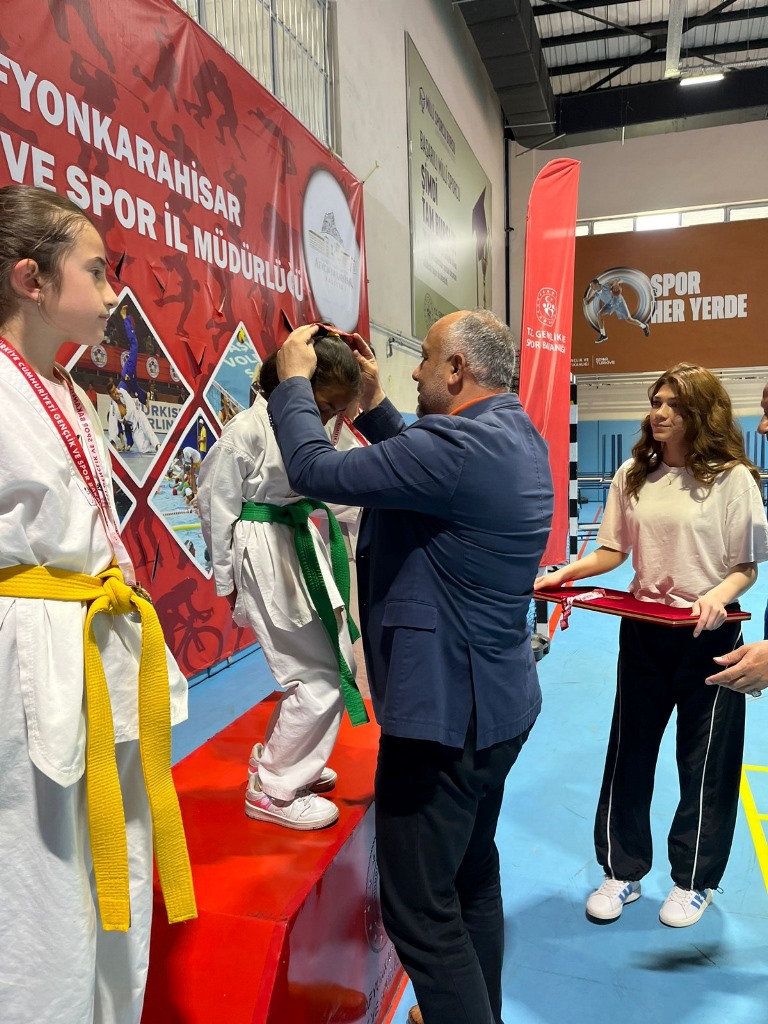 23 NİSAN EGEMENLİK HAFTASI TAEKWONDO İL ŞAMPİYONASI TAMAMLANDI