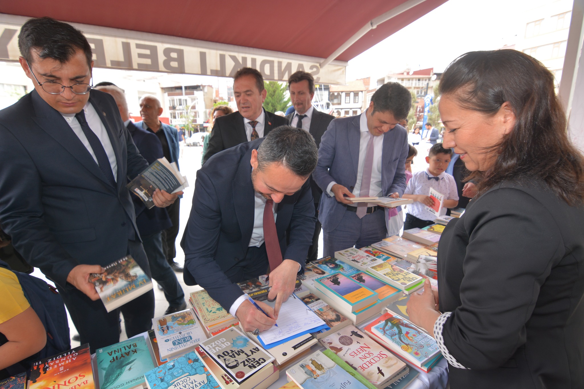 Bir Oku-San... Projesi Sandıklı'da Büyük İlgi Gördü