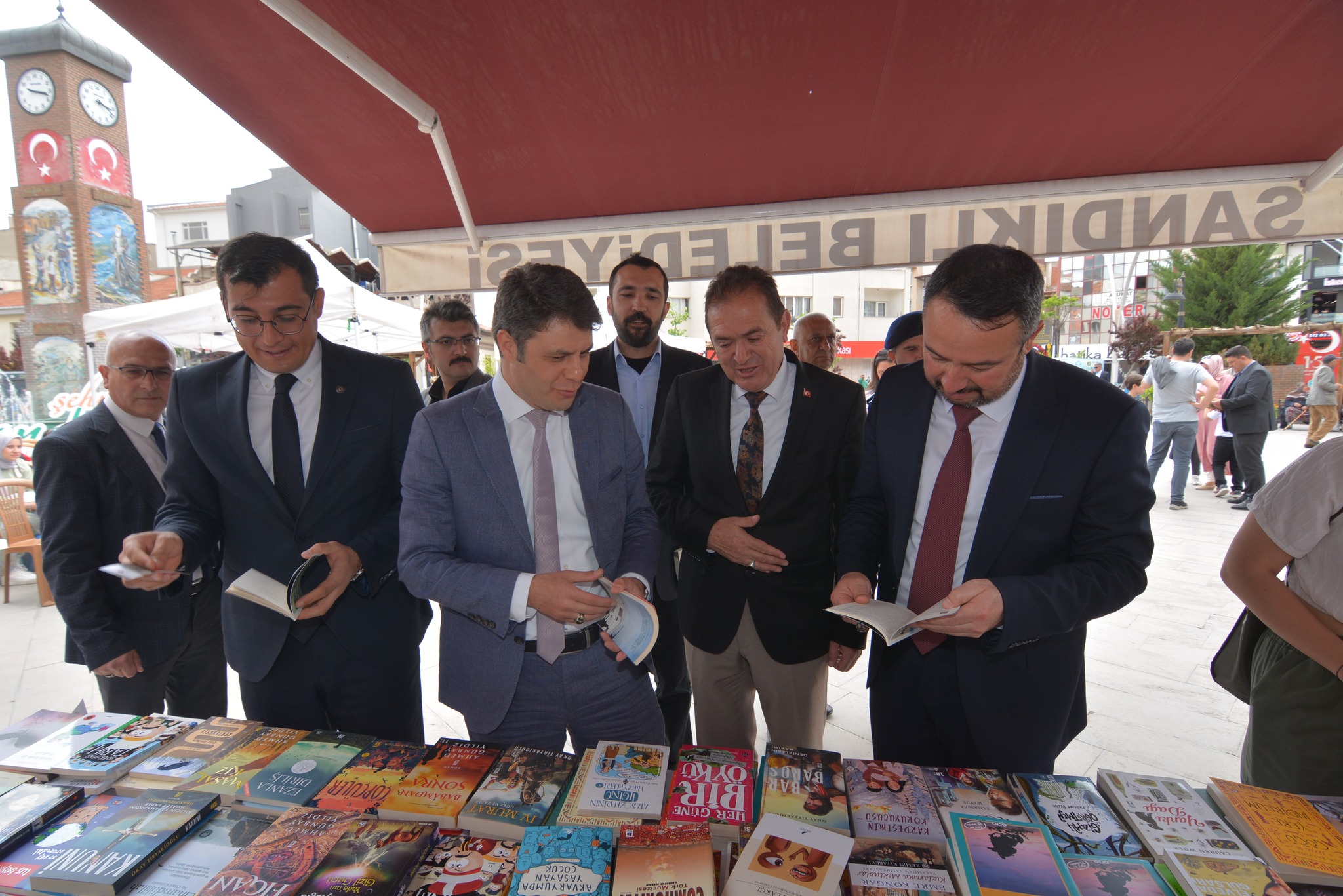 Bir Oku-San... Projesi Sandıklı'da Büyük İlgi Gördü