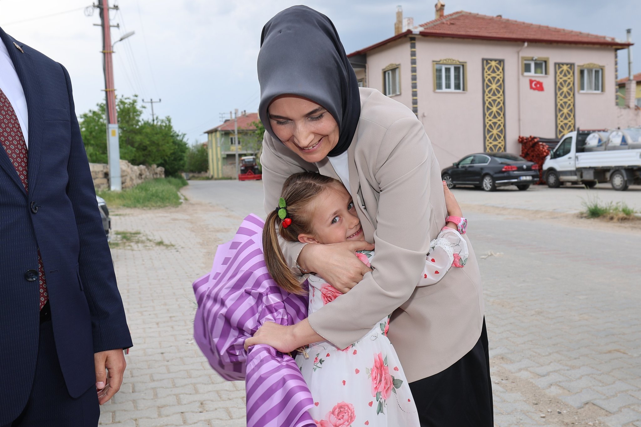 Vali Yiğitbaşı  Yurt Dışında Eğitim Alacak Kaymakamlarla Bir Araya Geldi