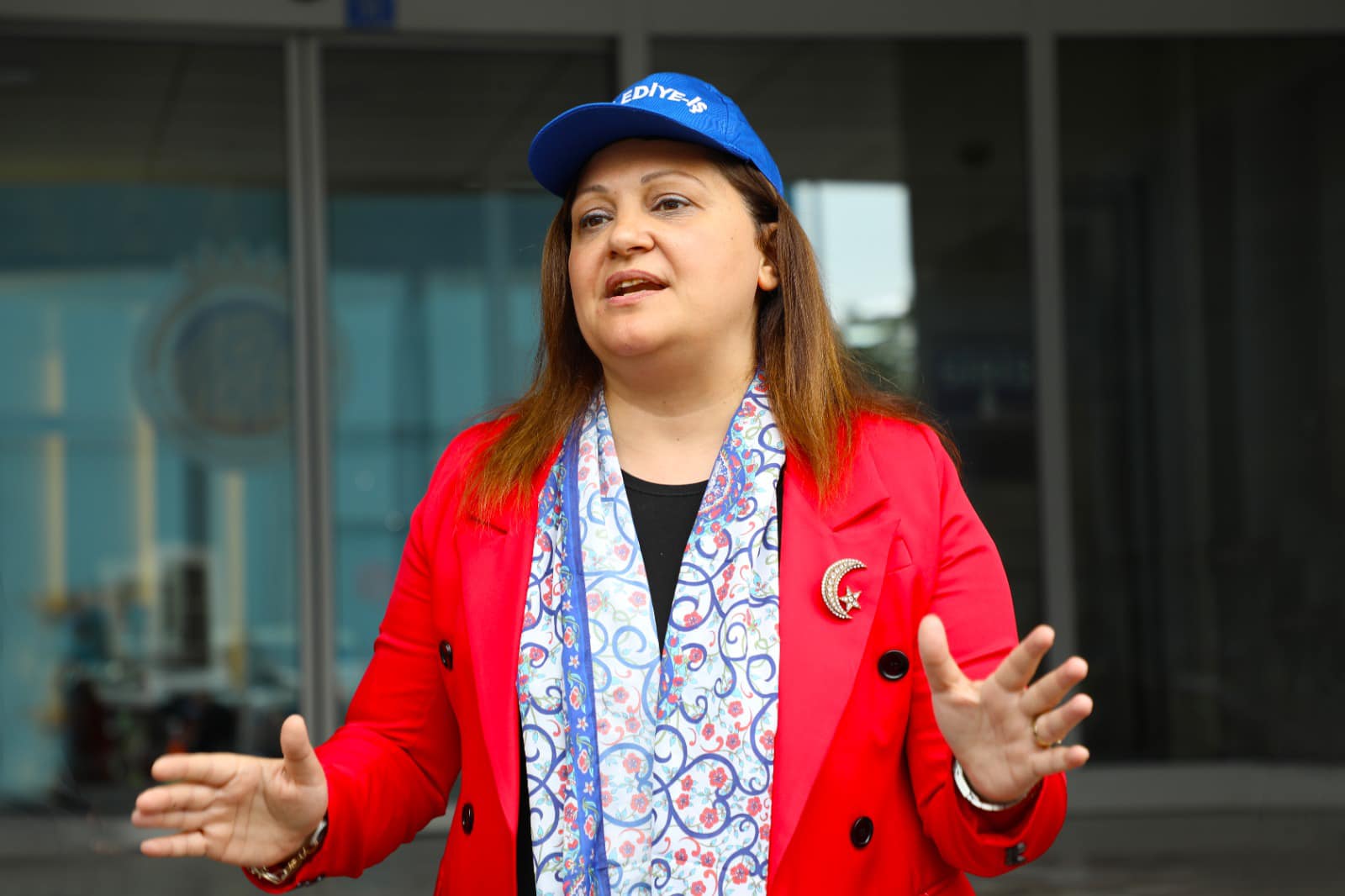 Başkan Köksal Belediye Personeline Destek Verdi
