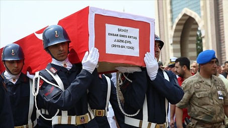 Şehit Jandarma Astsubay Çavuş Şen ve Jandarma Uzman Çavuş Ertaş Son Yolculuklarına Uğurlandı