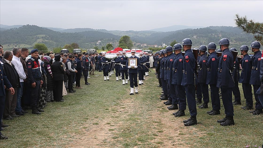 Şehit Sözleşmeli Er Rıdvan Gürsoy  Son Yolculuğuna Uğurlandı