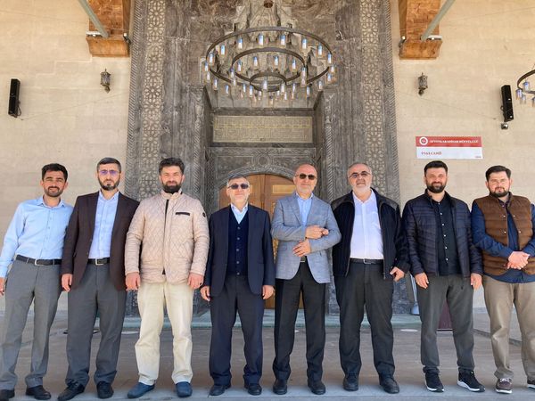 Bursa Dini Yüksek İhtisas Merkezi Müdürü İl Müftüsü İmamoğlu’nu Ziyaret Etti