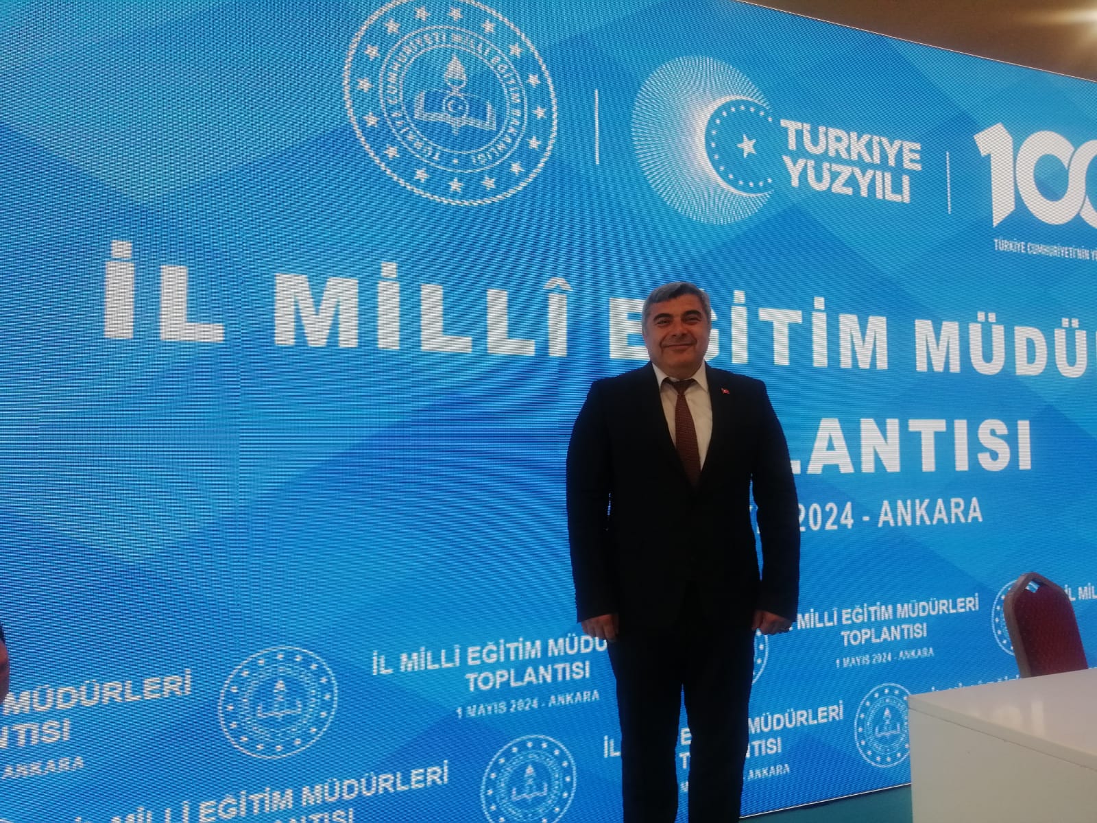 Müdür Miraç Sünnetci  İl Milli Eğitimler Müdürlüğü Toplantısı'na Katıldı