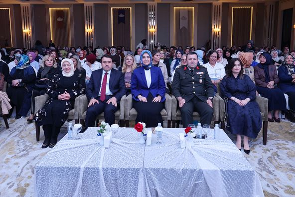 Afyonkarahisar'dan Bir Zeybek Esintisi Geçti