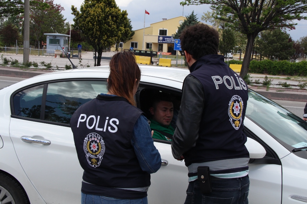AFYONKARAHİSAR'DA GÜVENLİK TEDBİRLERİ ARTIRILDI