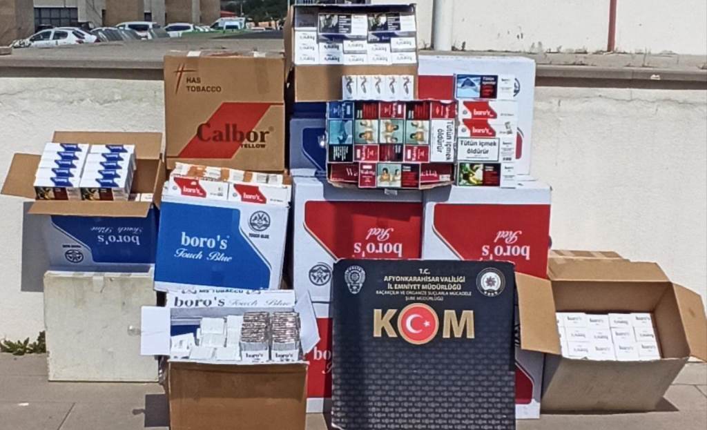 AFYON'DA 256 BİN 500 MAKARON ELE GEÇİRİLDİ