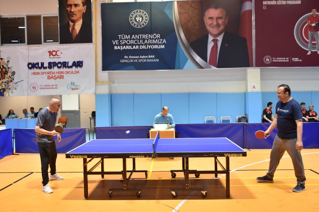MASA TENİSİ KURUMLAR ARASI MÜSABAKALARI BAŞLADI