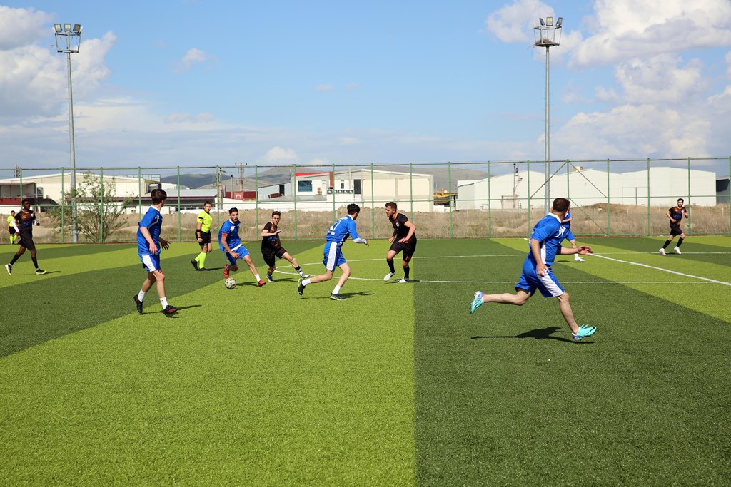2023-2024 EĞİTİM-ÖĞRETİM YILI SPOR OYUNLARI BAŞLADI