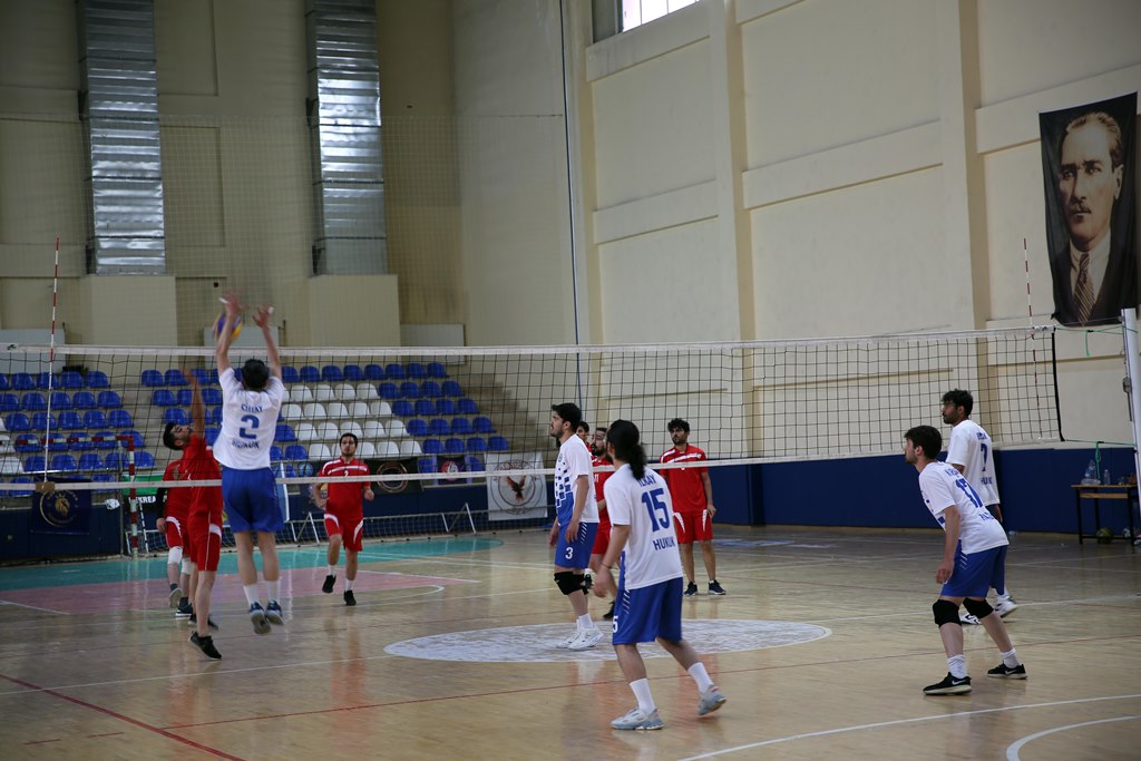 2023-2024 EĞİTİM-ÖĞRETİM YILI SPOR OYUNLARI BAŞLADI
