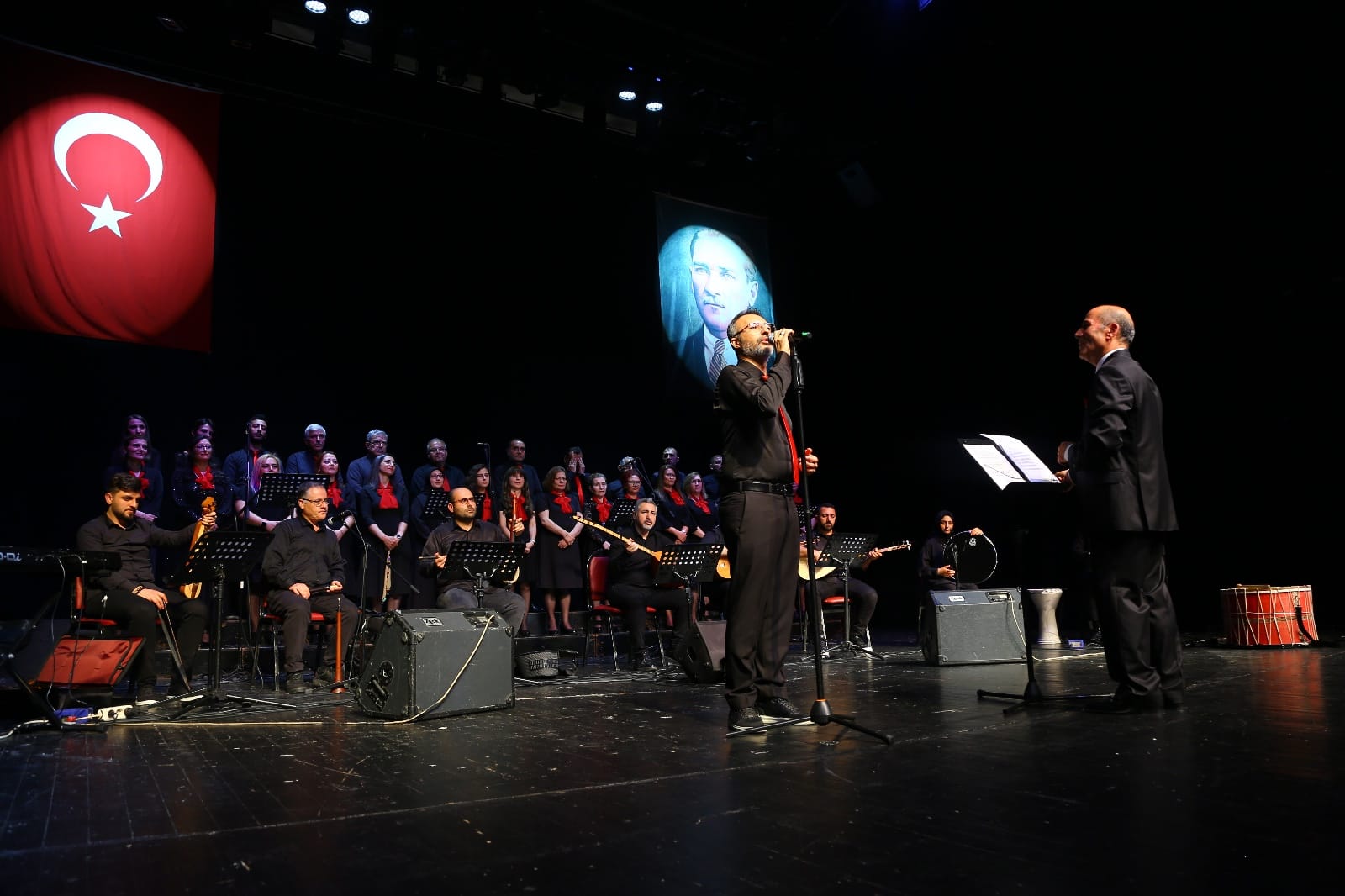 Gençleşen Türkülerle’ konseri düzenlendi