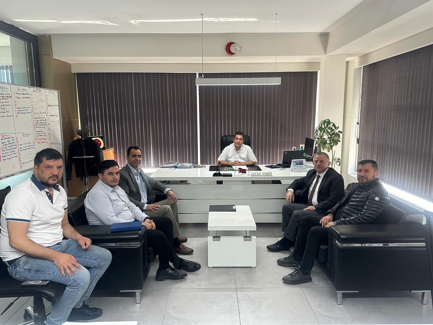 Başkan Karagöz'den Müdür Demir'e Ziyaret