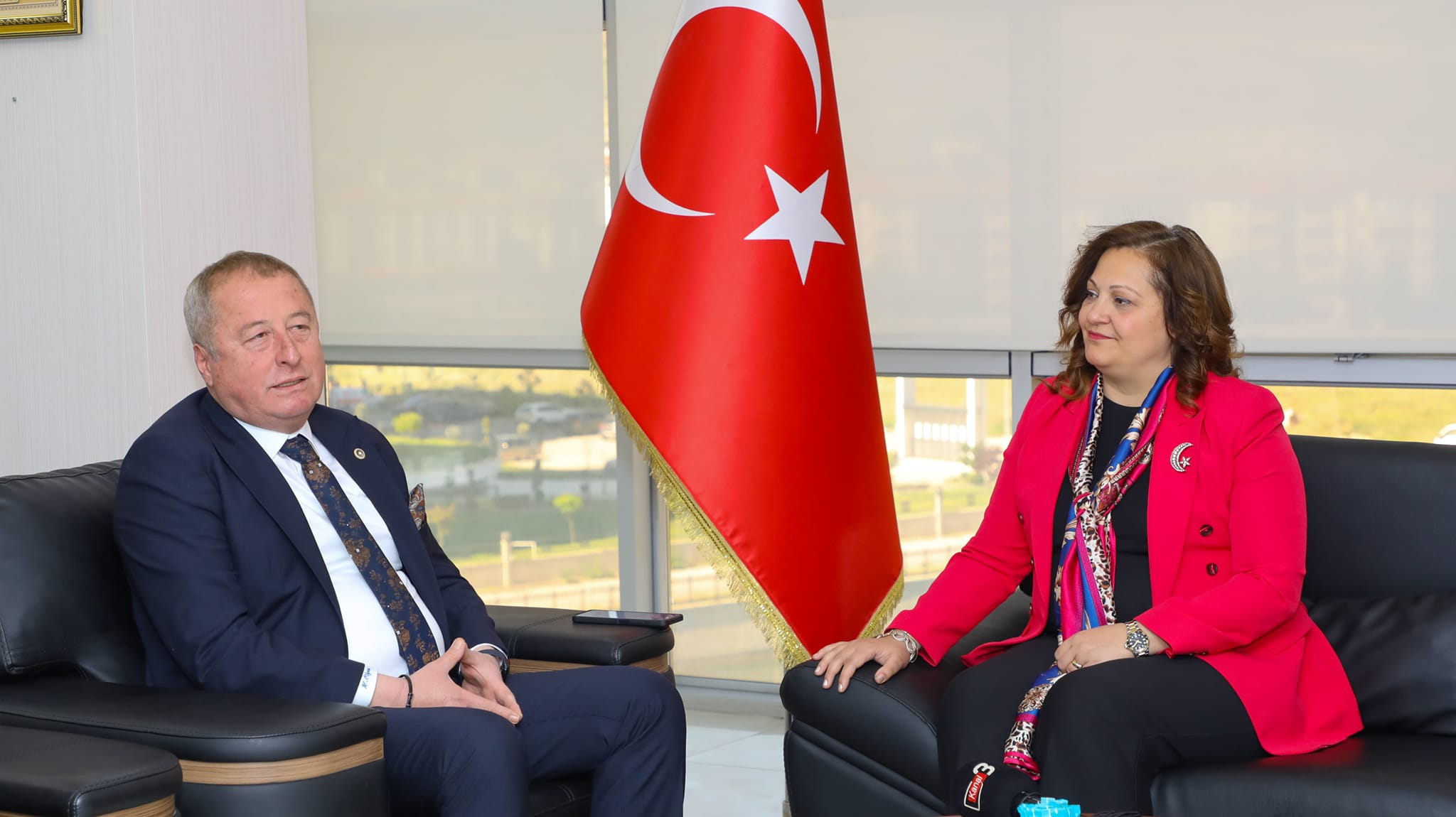 İYİ PARTİ  HEYETİNDEN  BAŞKAN KÖKSAL'A ZİYARET