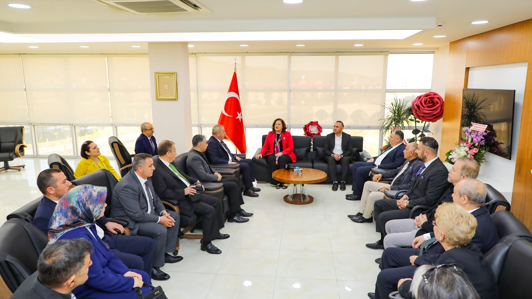 İYİ PARTİ  HEYETİNDEN  BAŞKAN KÖKSAL'A ZİYARET
