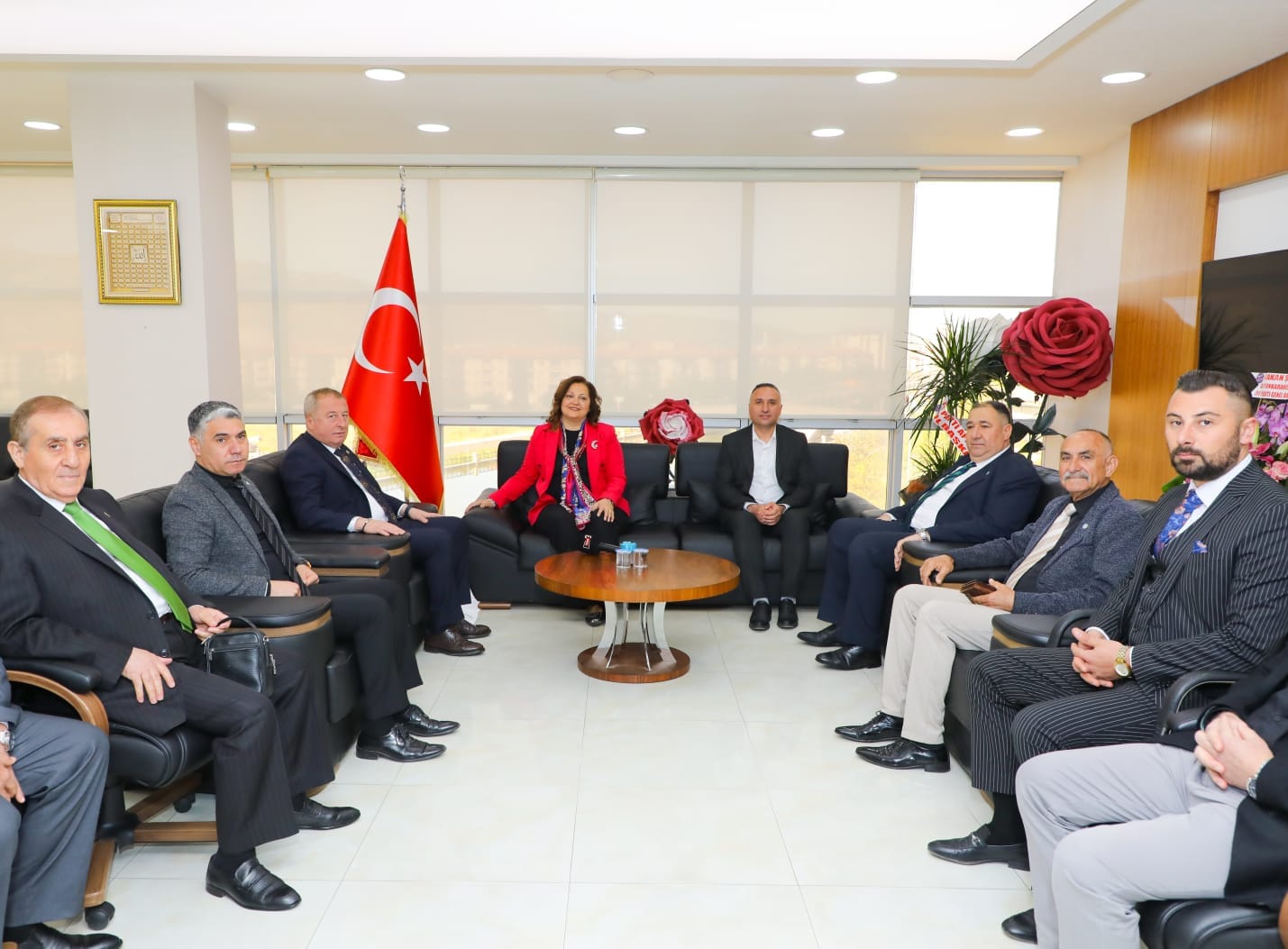 İYİ PARTİ  HEYETİNDEN  BAŞKAN KÖKSAL'A ZİYARET