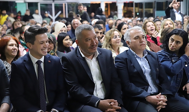 Hıdırellez Şenliklerinin  İlk Günü Büyük Bir Coşkuyla Kutlandı