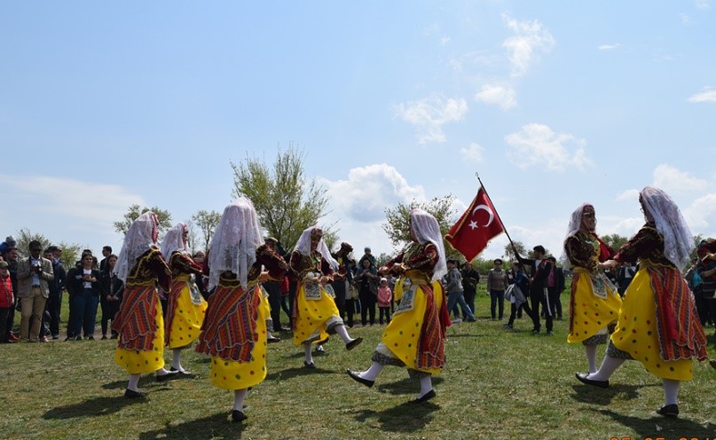 Afyonkarahisar’da Hıdırellez Coşkusu Devam Ediyor!  Geleneksel Ritüellerle Kutlandı