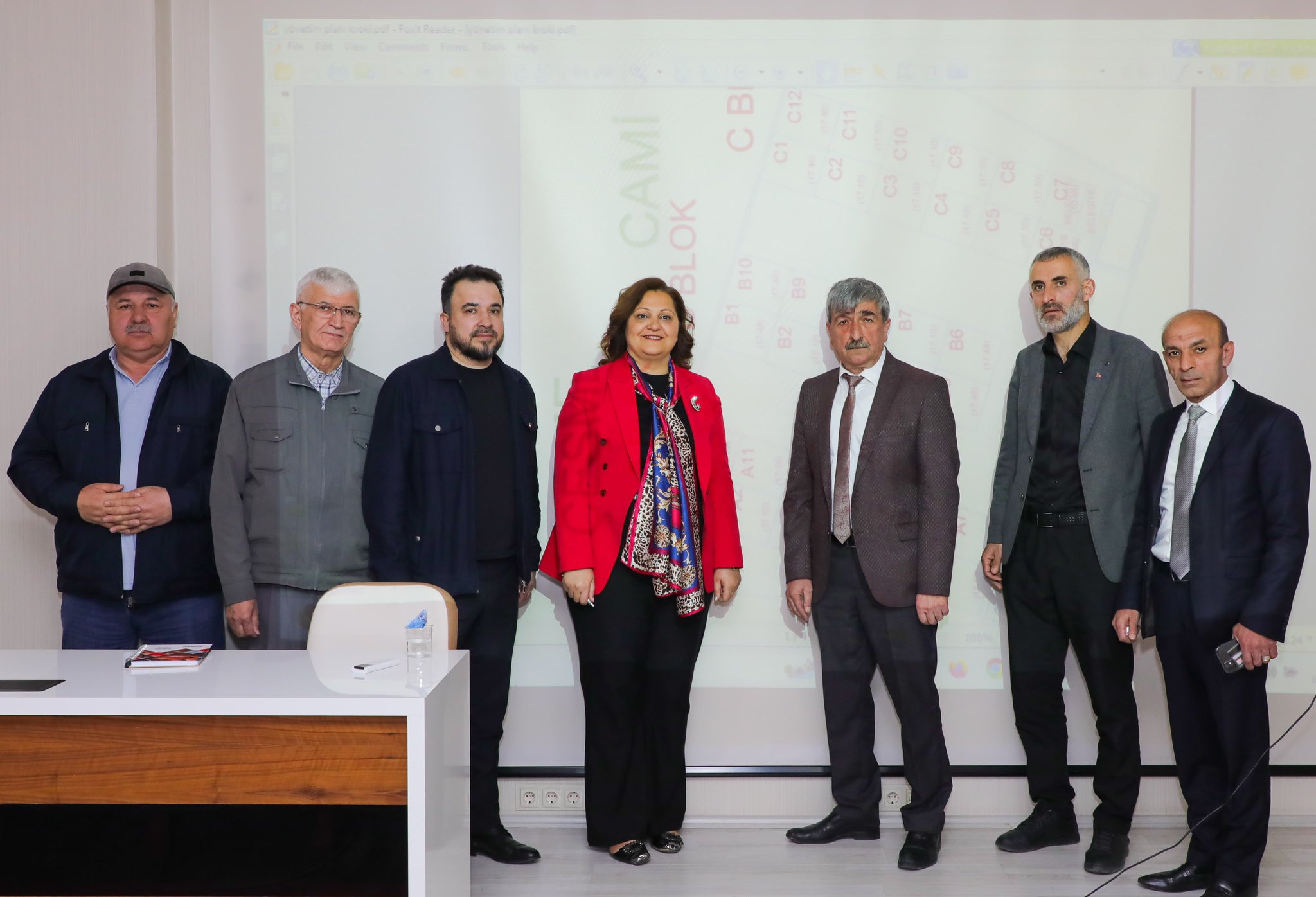 BAŞKAN KÖKSAL ODA BAŞKANLARI İLE BİR ARAYA GELEREK YONCAALTINDAKİ DÜKKANLARI KONUŞTU
