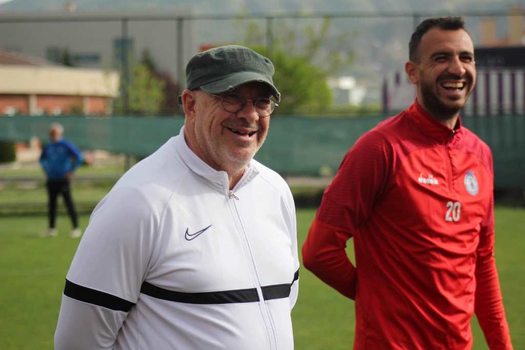AFYONSPOR, LİGİ 13.'NCÜ SIRADA TAMAMLADI