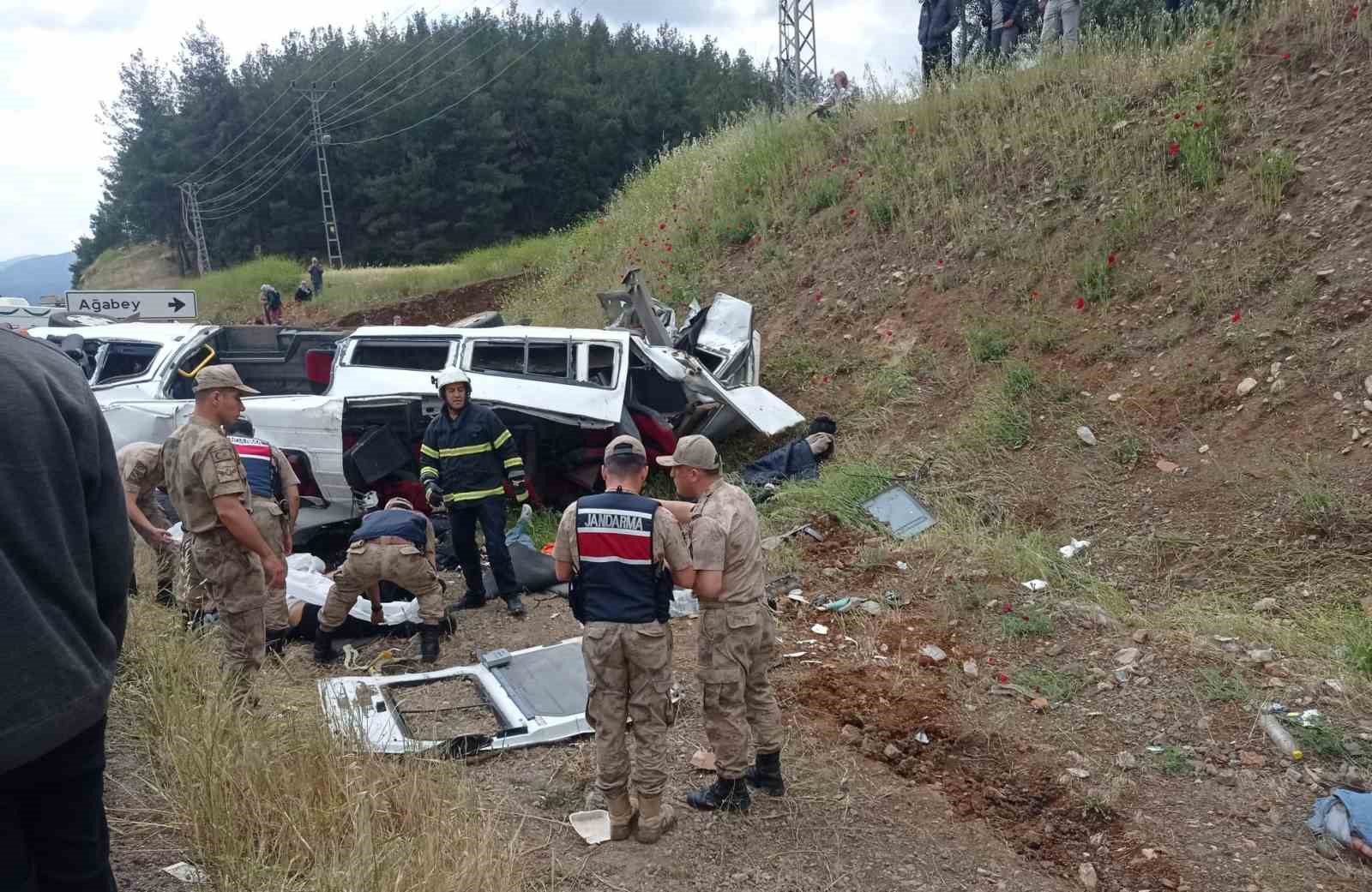 Katliam Gibi Kazada Ölü Sayısı 9'a Yükseldi
