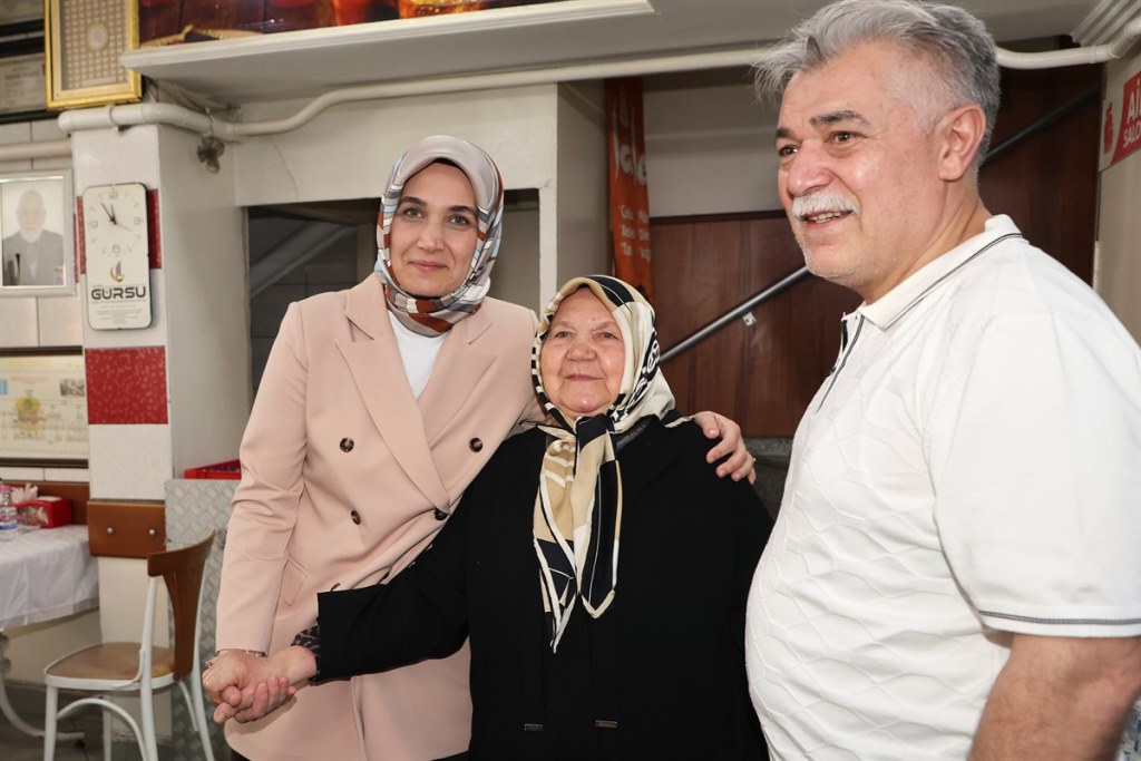 VALİ YİĞİTBAŞI, ESNAF ZİYARETİ YAPTI