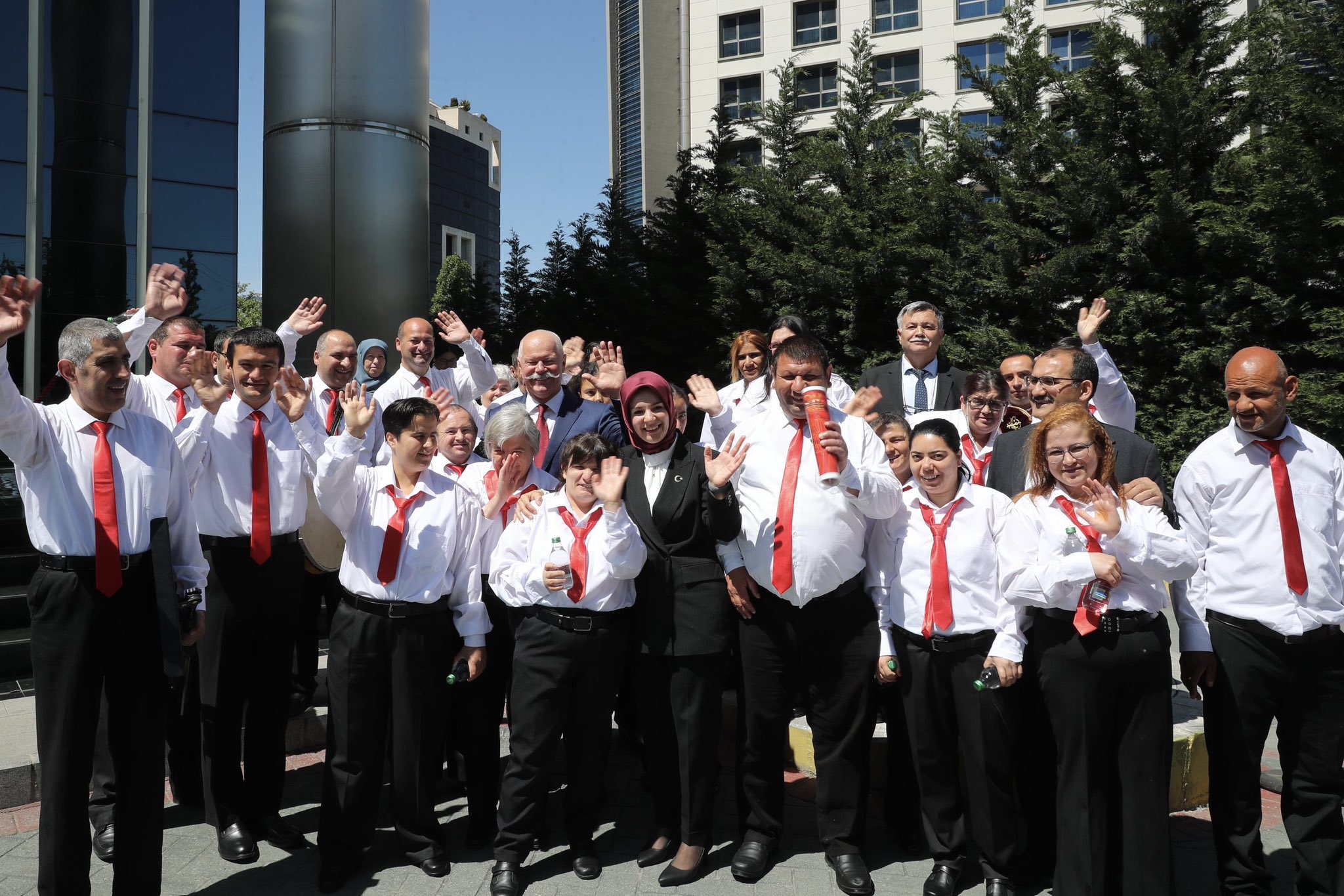 BAKAN GÖKTAŞ MACARİSTAN'DA  PANALE KATILDI