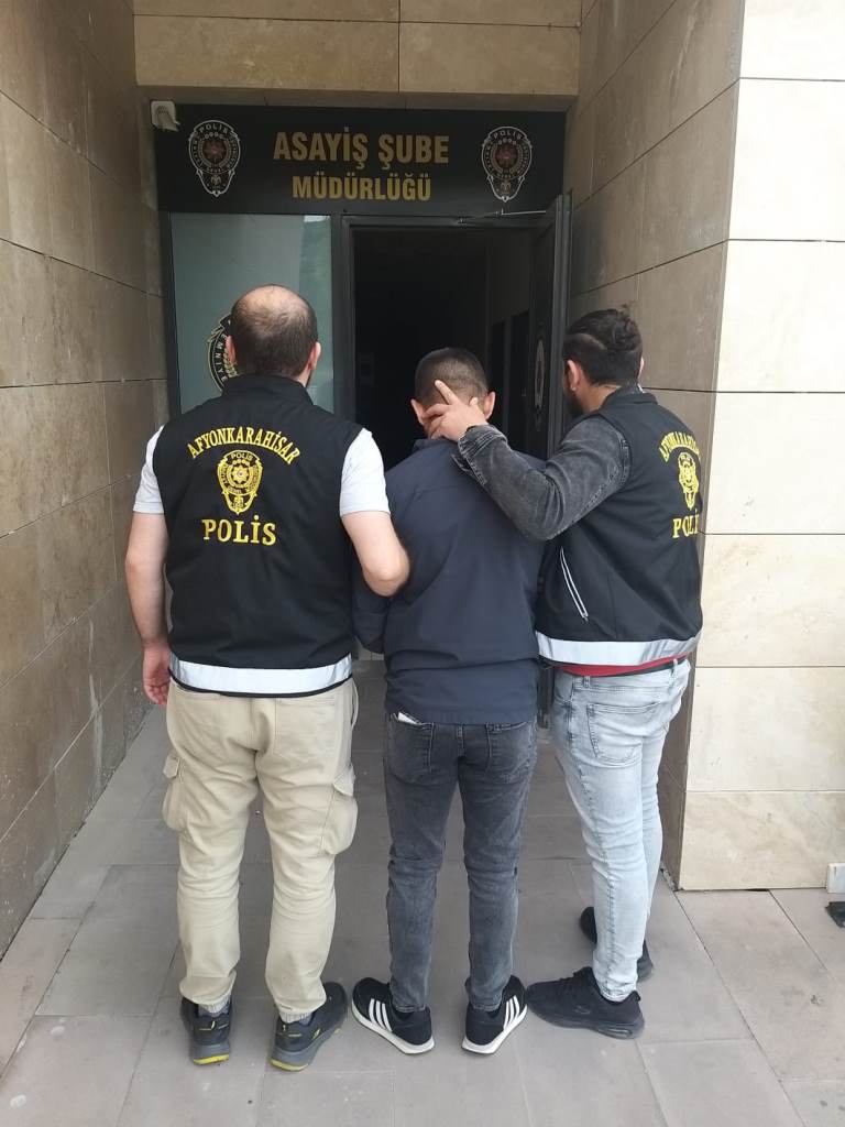 HIRSIZLIK ŞÜPHELİSİ YAKALANDI