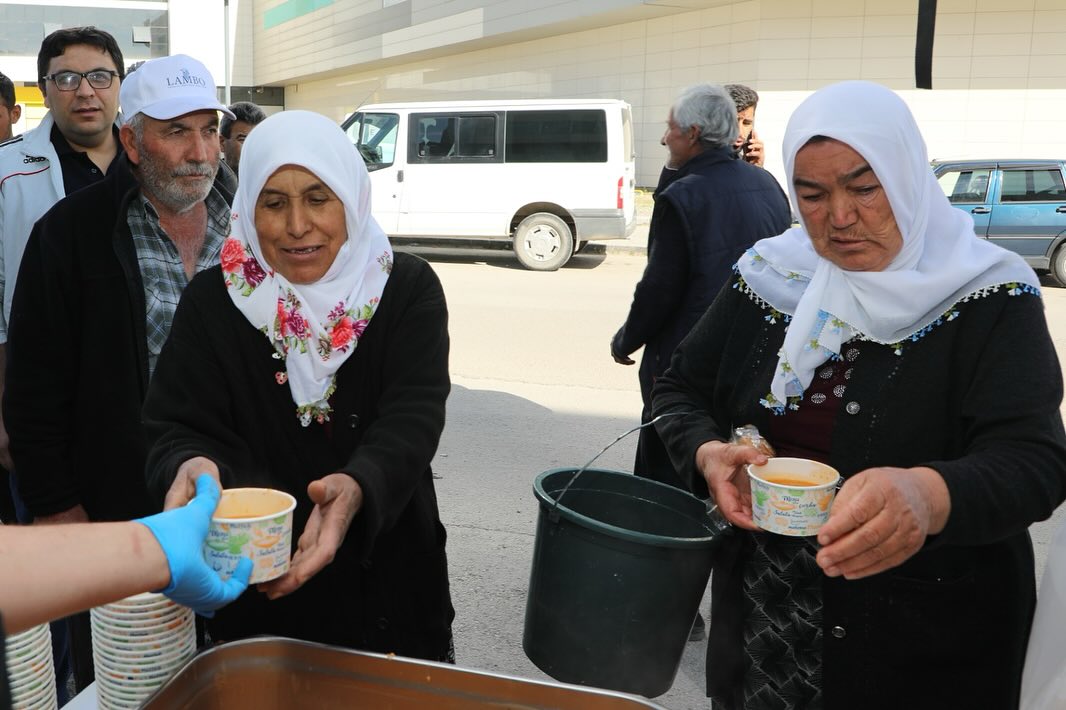 Başkan Köksal Gönülleri Fethediyor!