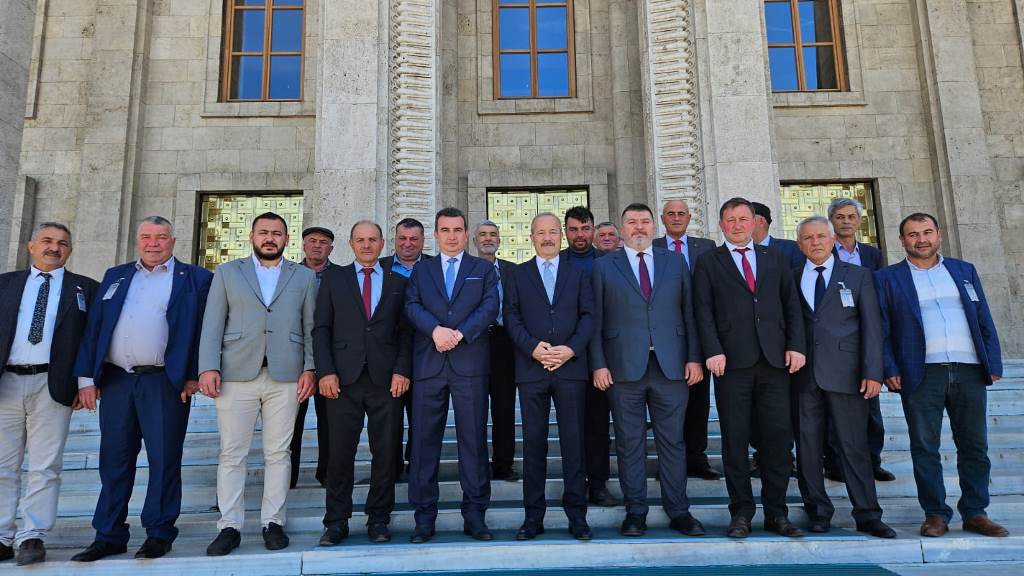 "MİLLİYETÇİ HAREKET PARTİSİ BU ÜLKENİN SİGORTASIDIR"