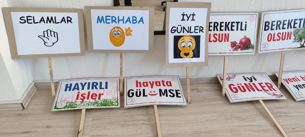 ÖĞRENCİLER VE ESNAF BİR ARAYA GELECEK