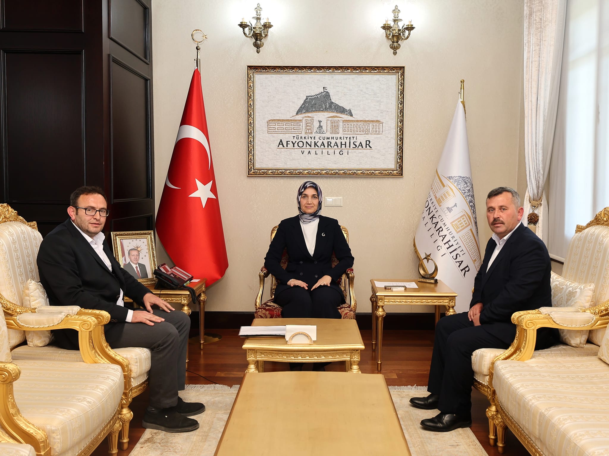 VALİ YİĞİTBAŞI BELEDİYE BAŞKANI ÇETİNAKTI’YI MAKAMINDA KABUL ETTİ