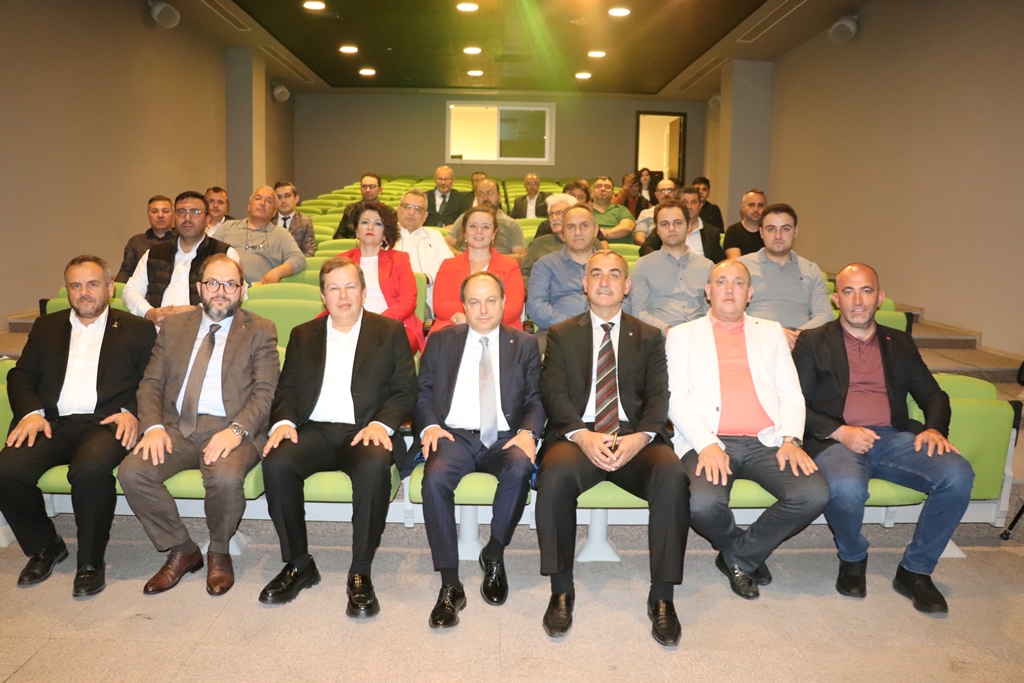 "OTOMOTİV SEKTÖRÜ BAŞTAN ŞEKİLLENECEK"