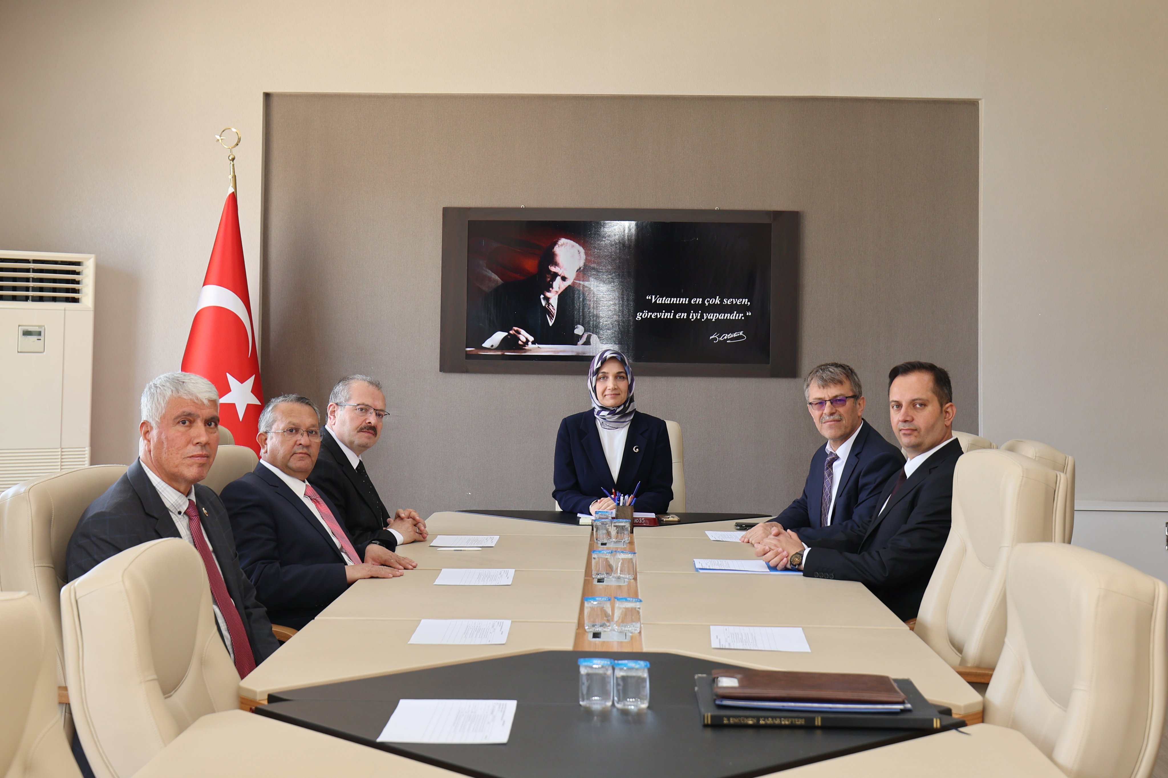 İl Encümen Toplantısı Vali Yiğitbaşı Başkanlığında Yapıldı