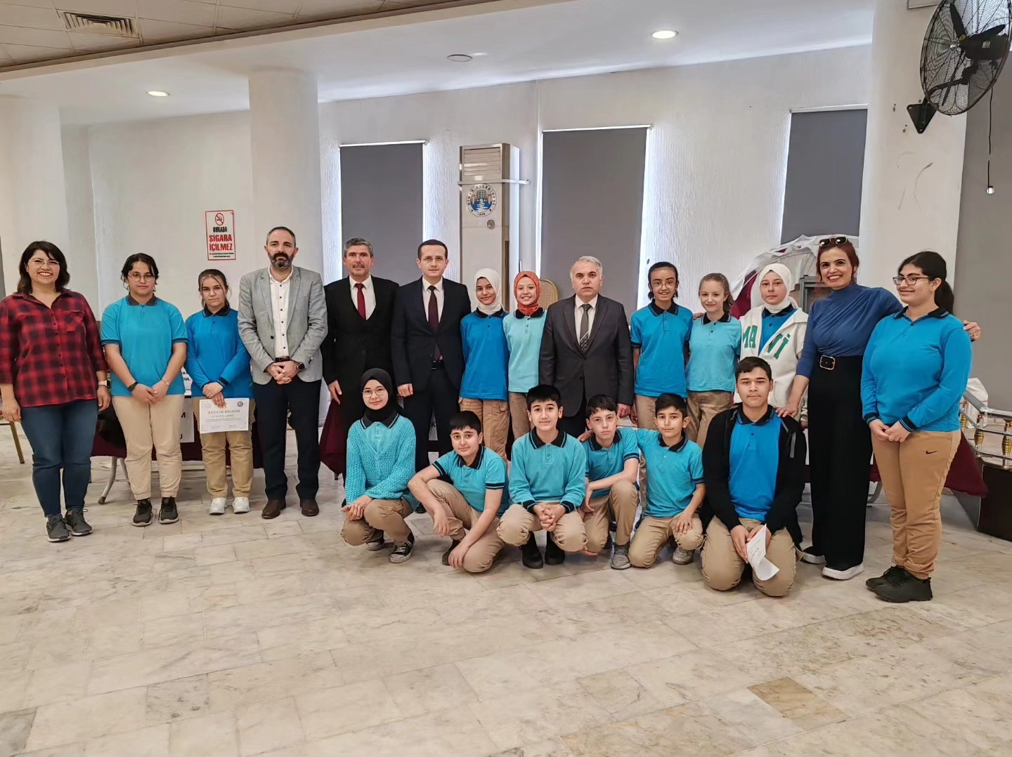 DİNARLI GENÇLER BİLGİ YARIŞMASINDA BULUŞTU
