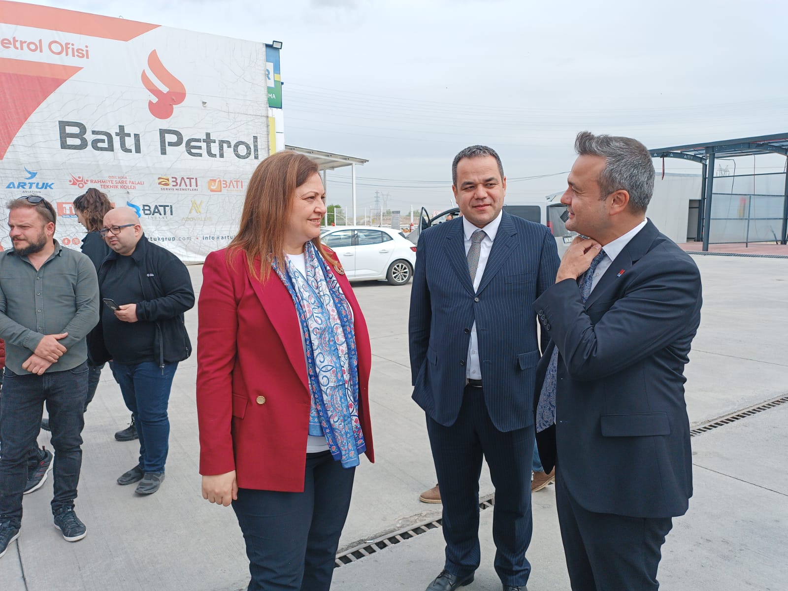 Genel Başkan Özgür Özel Afyon'da Batı Petrol'de Karşılandı