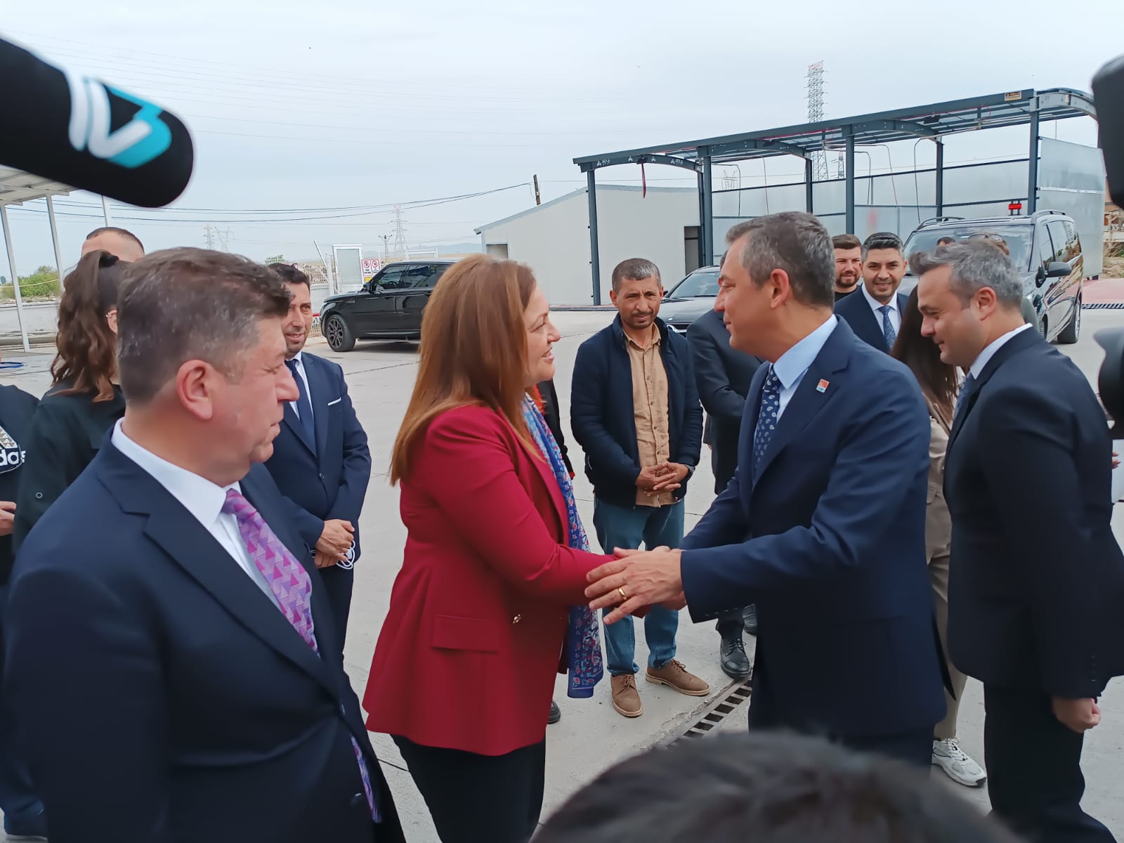Genel Başkan Özgür Özel Afyon'da Batı Petrol'de Karşılandı