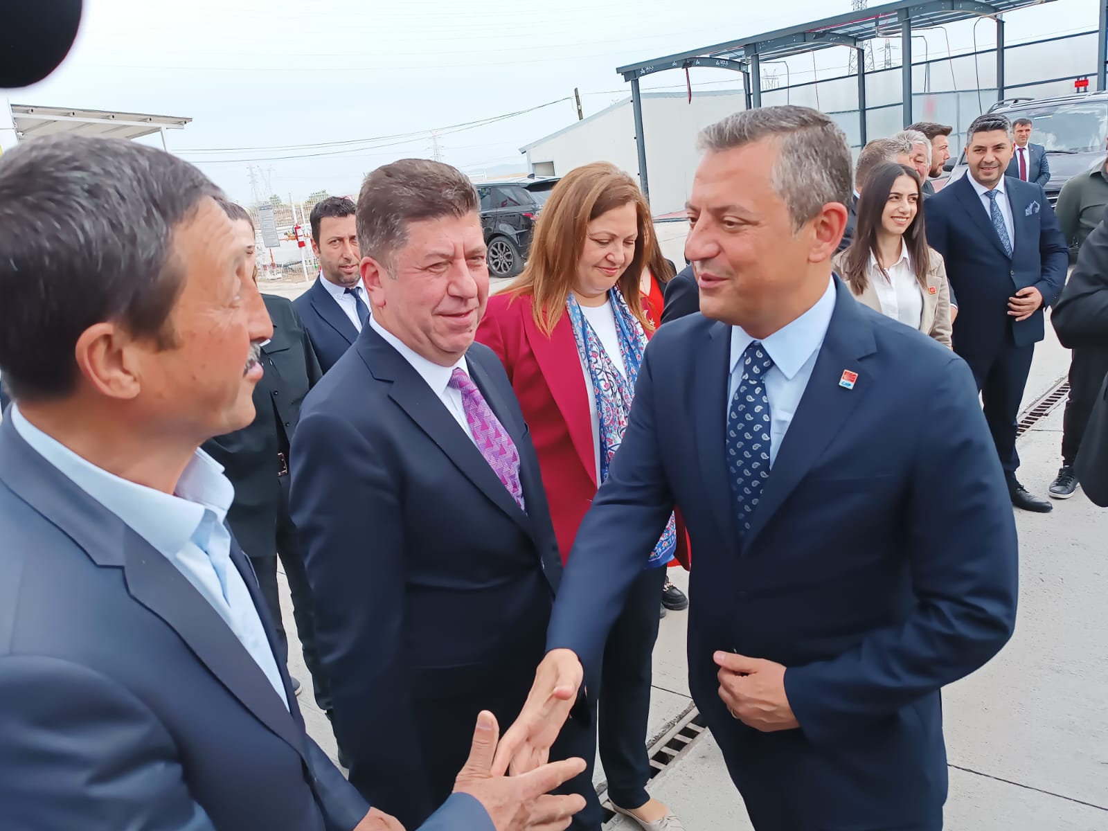 Genel Başkan Özgür Özel Afyon'da Batı Petrol'de Karşılandı