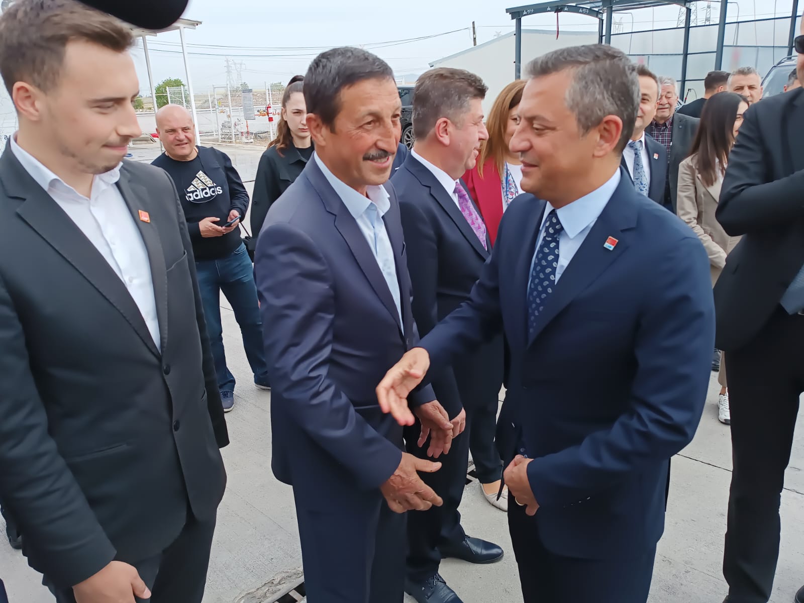 Genel Başkan Özgür Özel Afyon'da Batı Petrol'de Karşılandı
