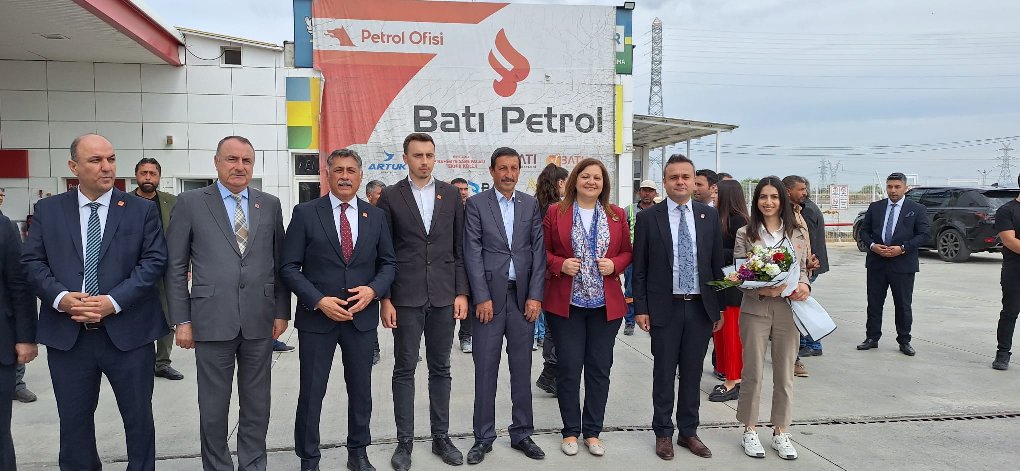 Genel Başkan Özgür Özel Afyon'da Batı Petrol'de Karşılandı