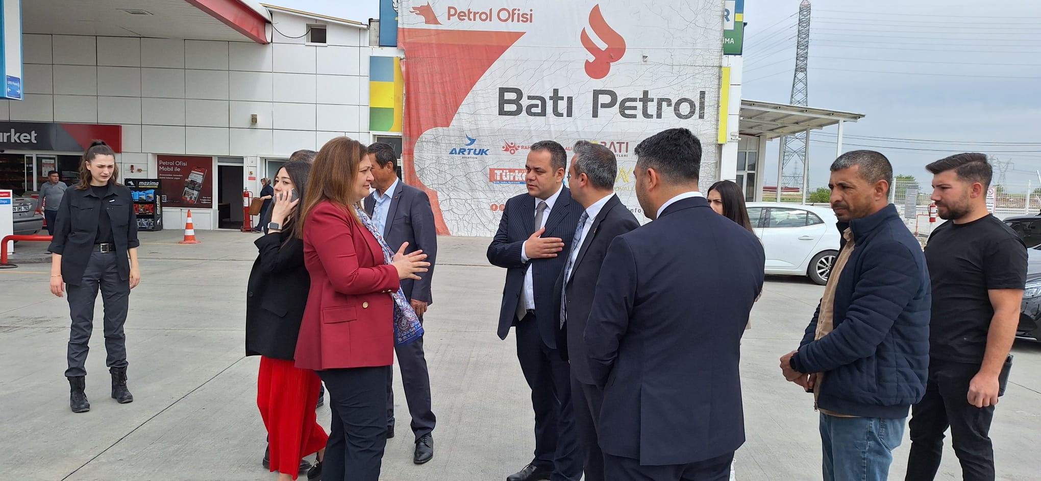 Genel Başkan Özgür Özel Afyon'da Batı Petrol'de Karşılandı