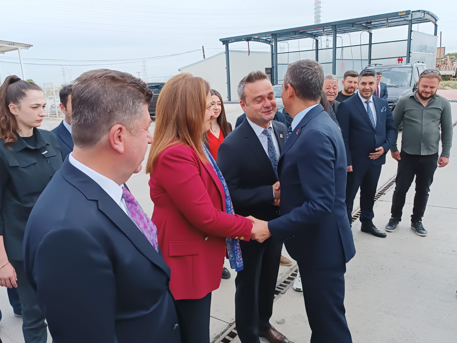 Genel Başkan Özgür Özel Afyon'da Batı Petrol'de Karşılandı