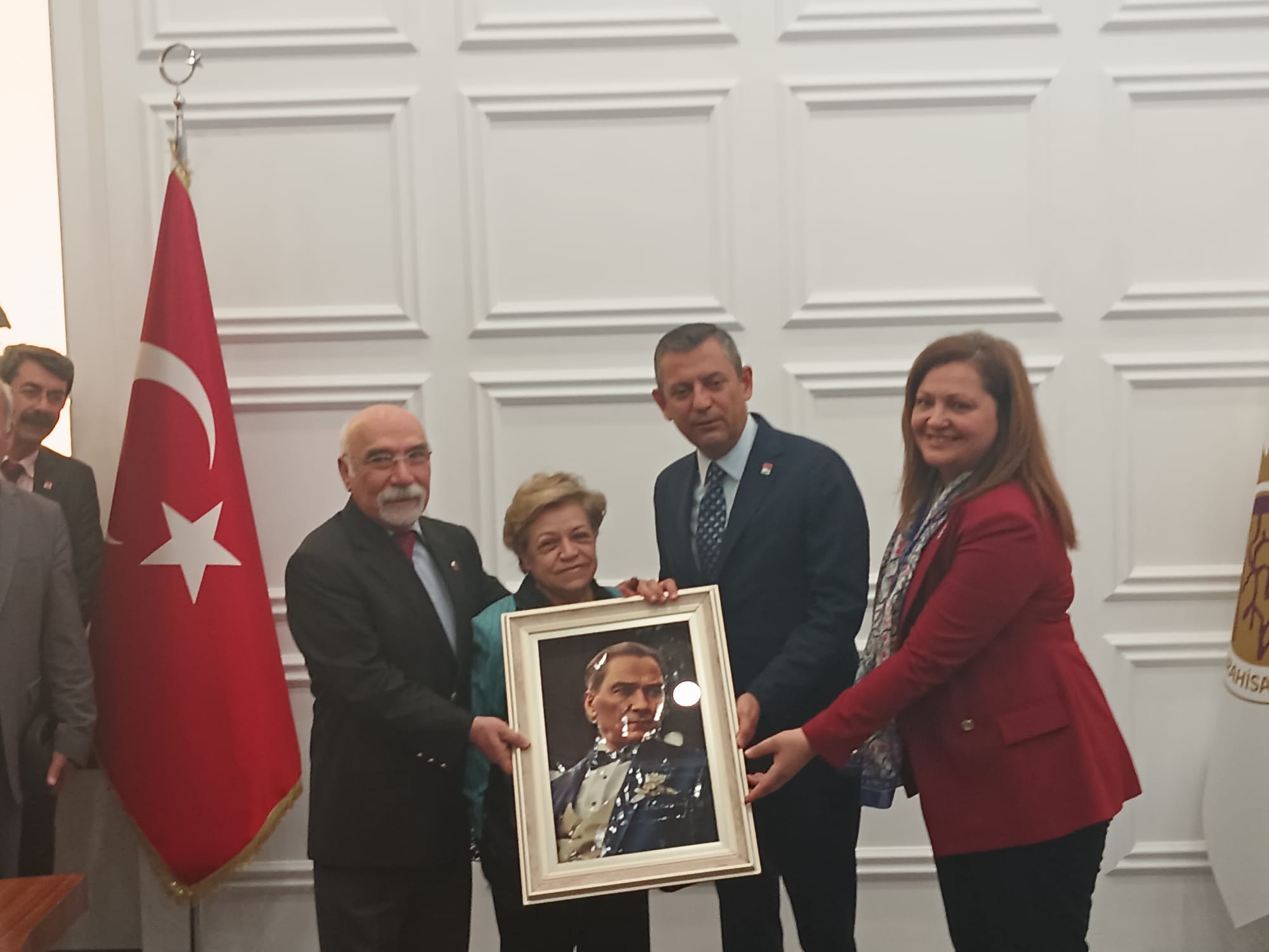 CHP Genel Başkanı Özgür Özel Başkan Köksal'ı Ziyaret Etti
