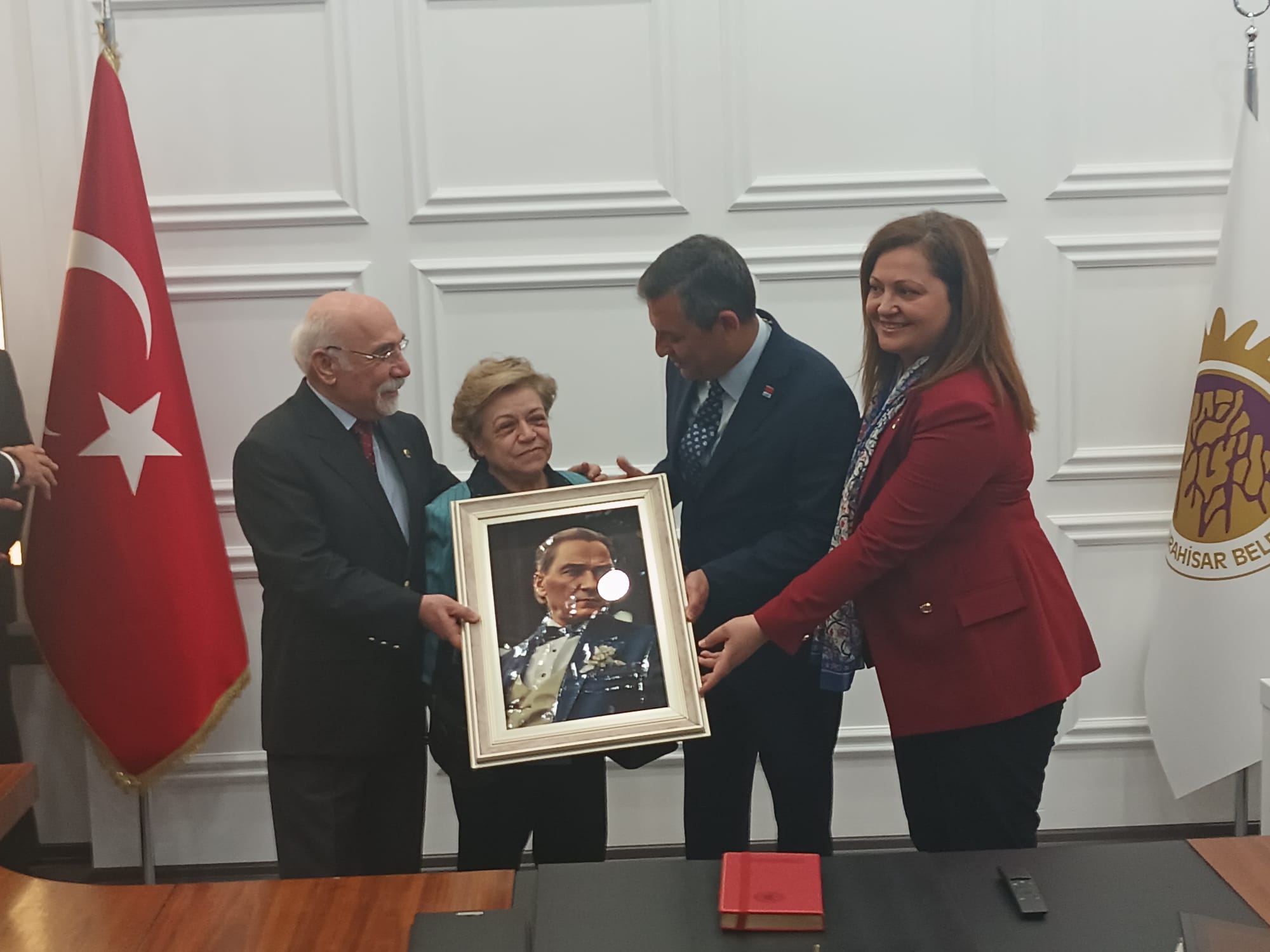 CHP Genel Başkanı Özgür Özel Başkan Köksal'ı Ziyaret Etti