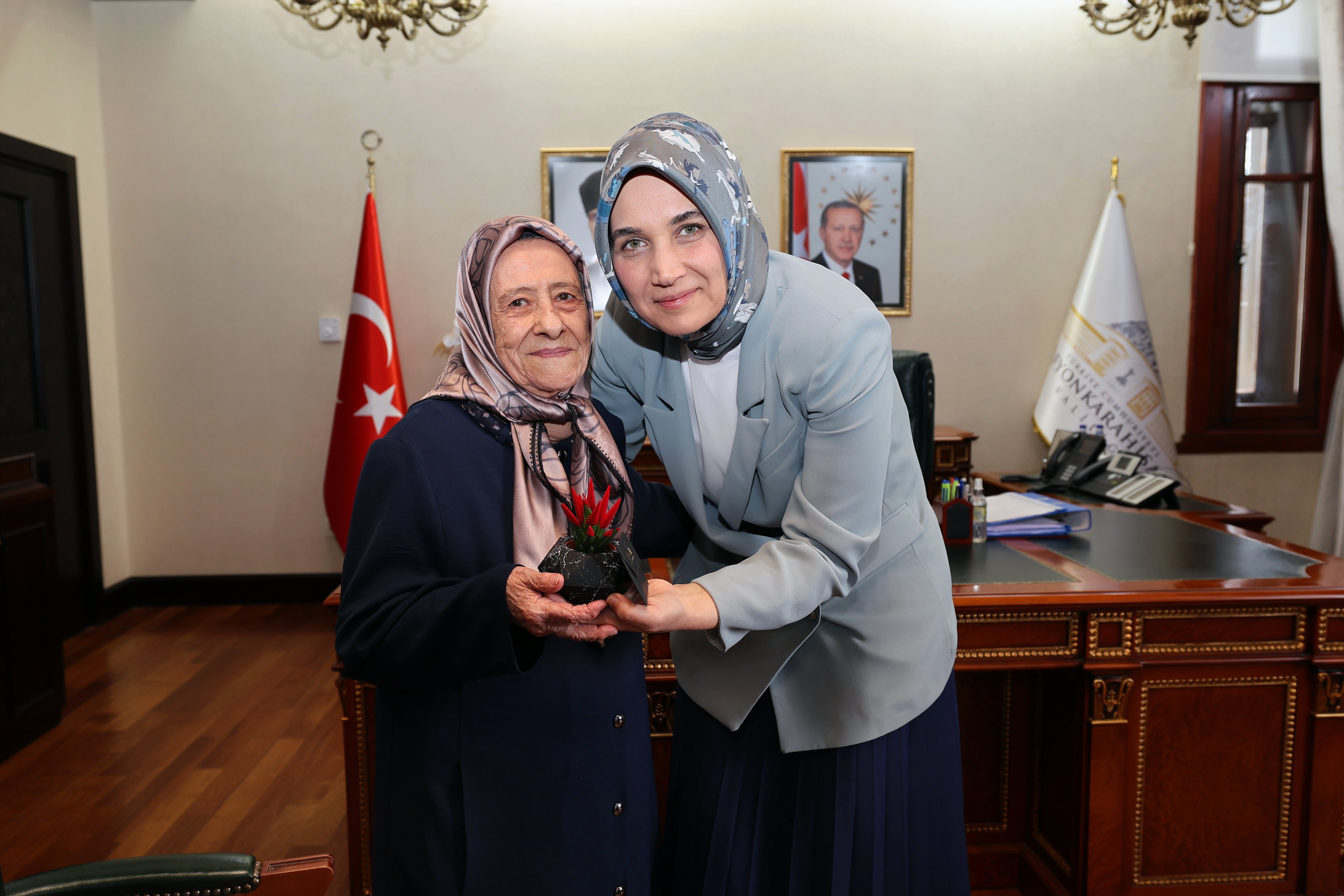 Vali Yiğitbaşı,  Şehit Ailelerini Ağırladı