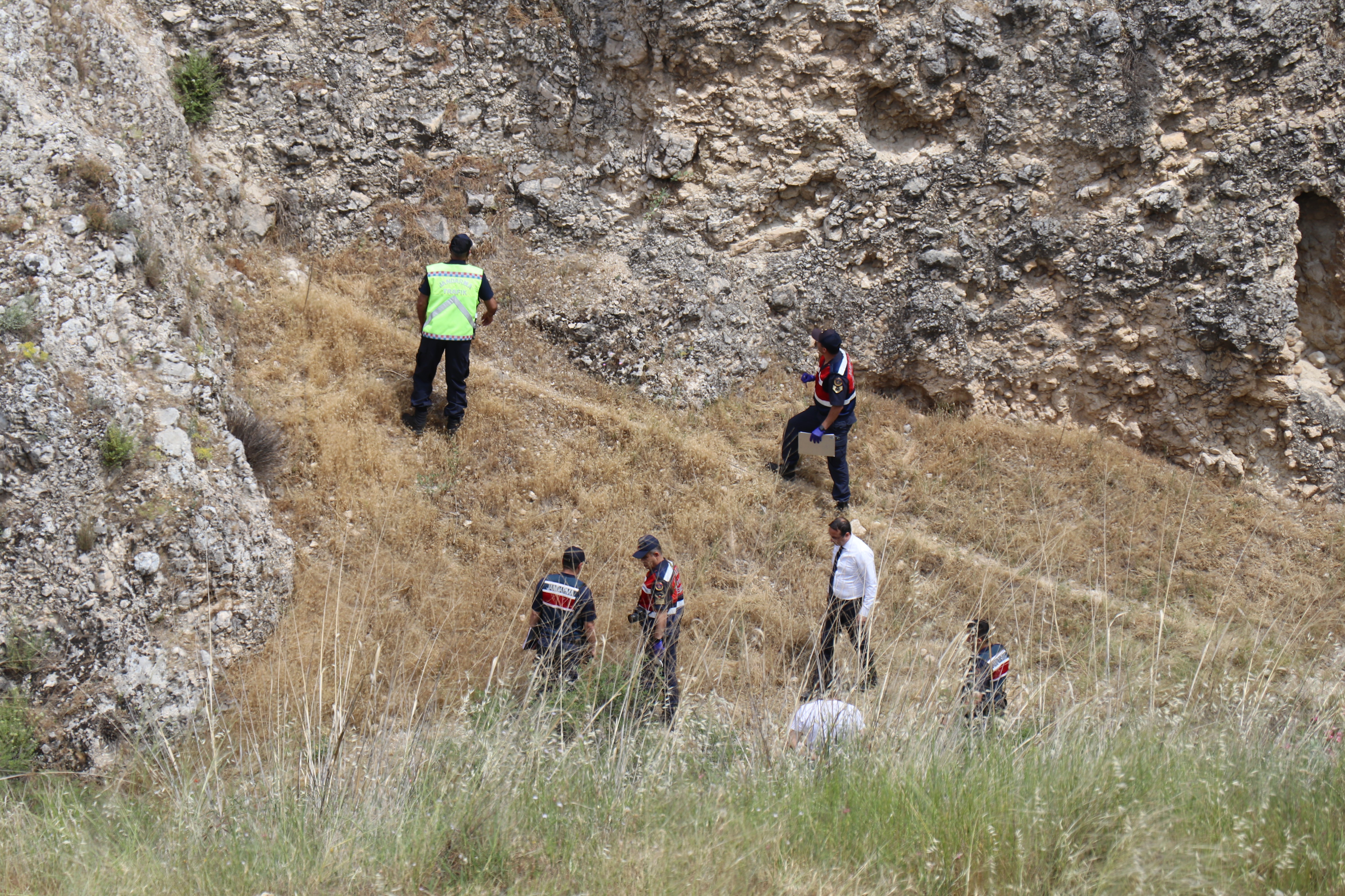Kayıp Turist 75 Metrelik Uçurumda Ölü Bulundu