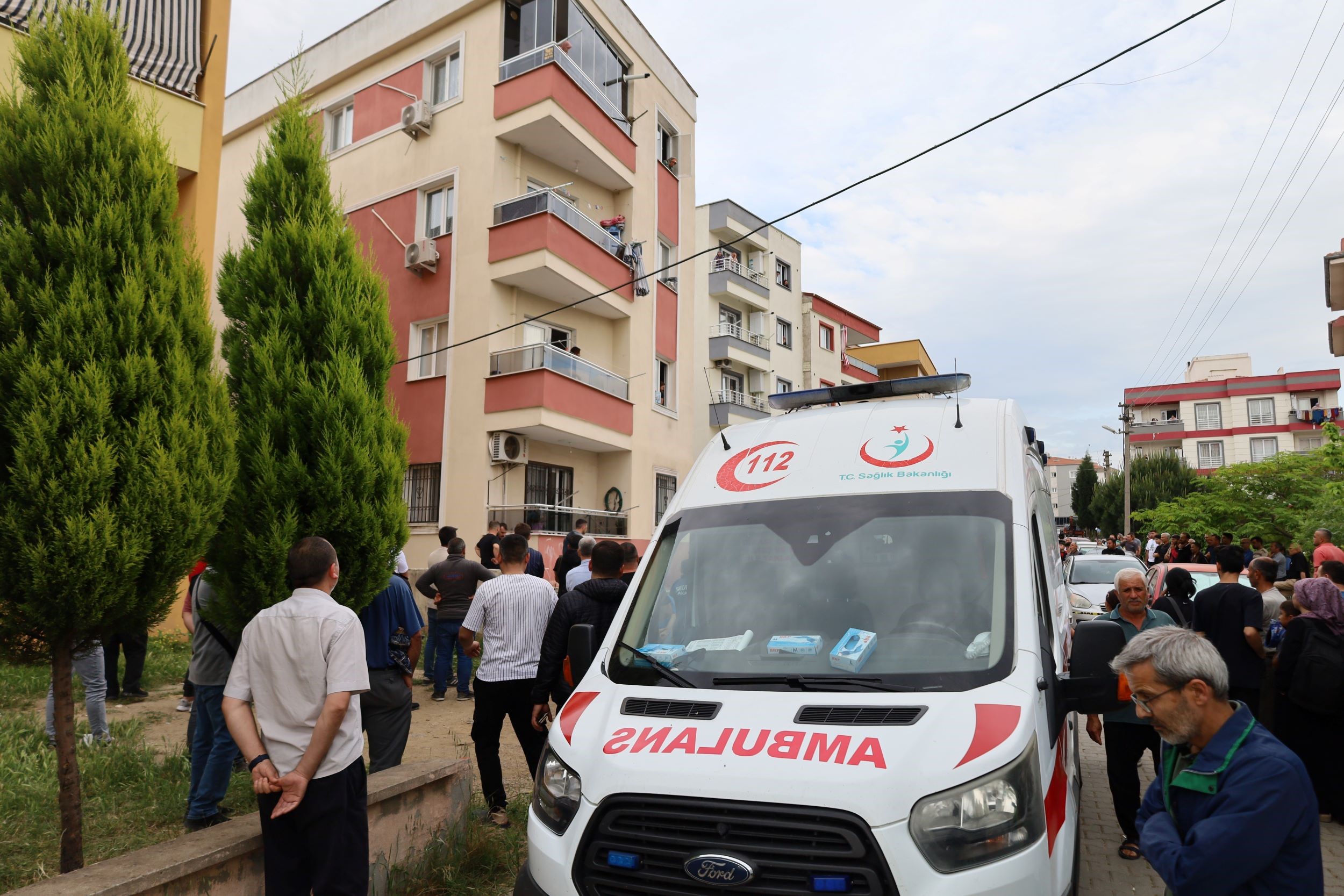 Tartıştığı Eşini Bıçakladı!