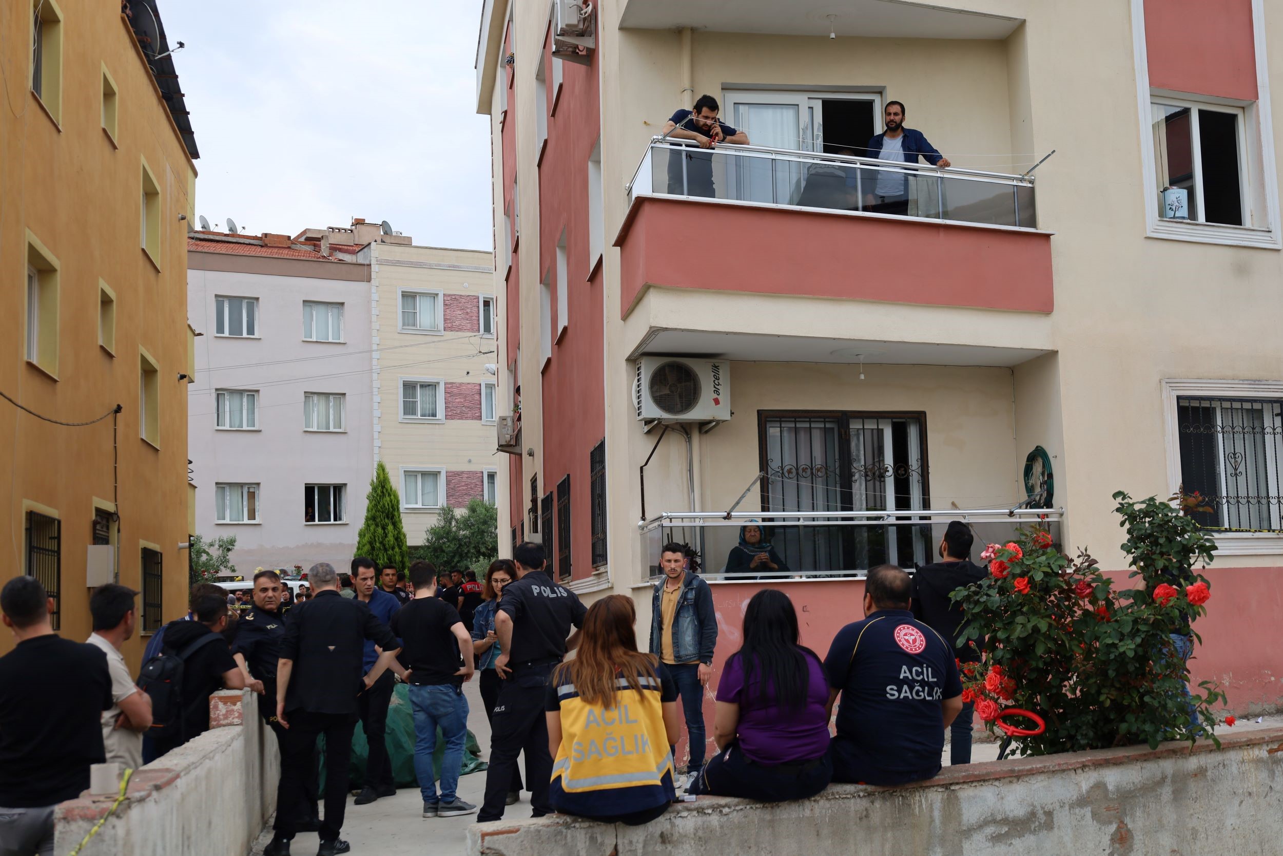 Tartıştığı Eşini Bıçakladı!