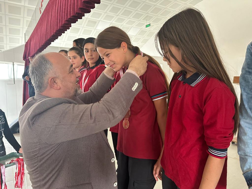 MAVER KEMAL ARSOY ORTAOKULU BİR İLKİ BAŞARDI