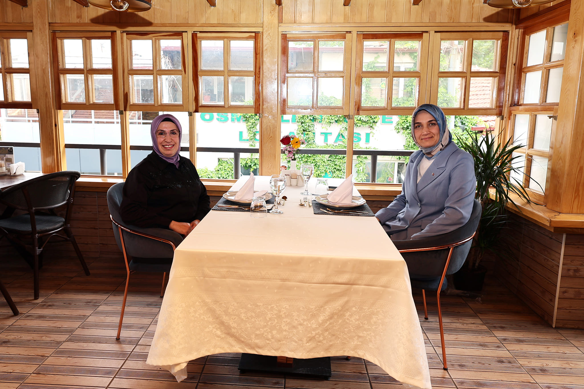 Vali  Yiğitbaşı, KOSGEB  desteği ile restoranını açan Safkurşun'u ziyaret etti